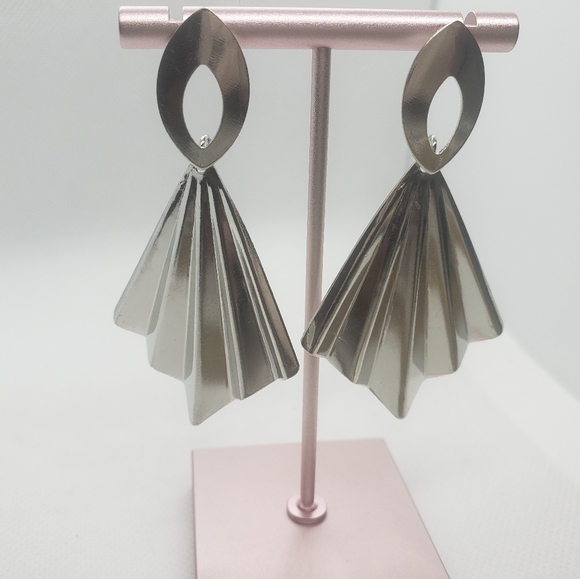 Fashion Earrings Boho Dangle Women - Silver Geometric shape. - Picture 3 of 8